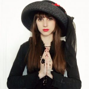 Yumi EG Gothic Lolita